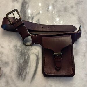 Athleta Women's pouch belt - Brown Genuine Leather Belt Waist Size Medium